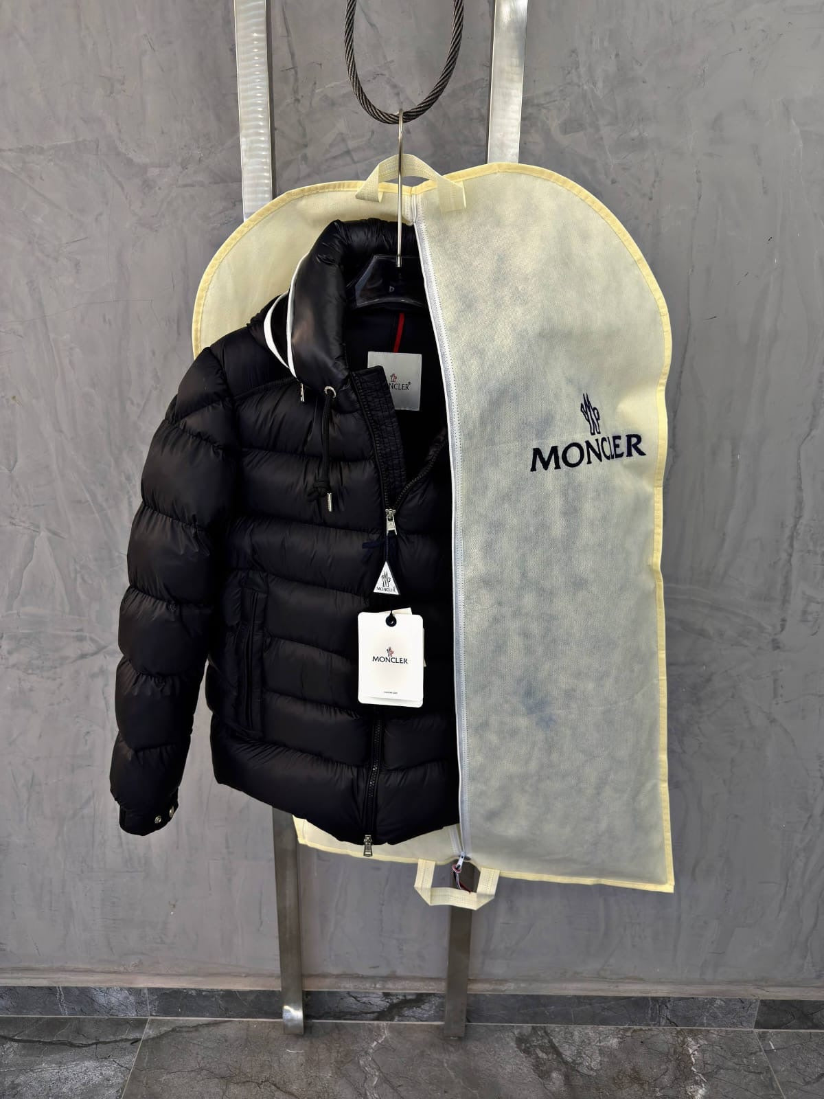 MONCLER - Piumino